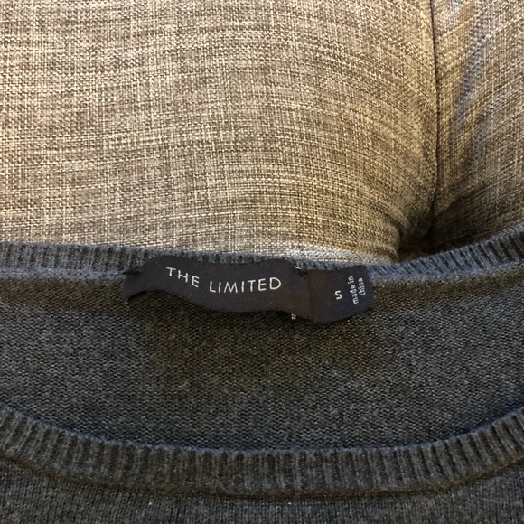 Large Animal Print Sweater - Picture 5 of 5